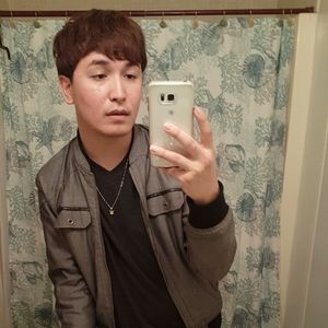 Meet your Posher, Niko